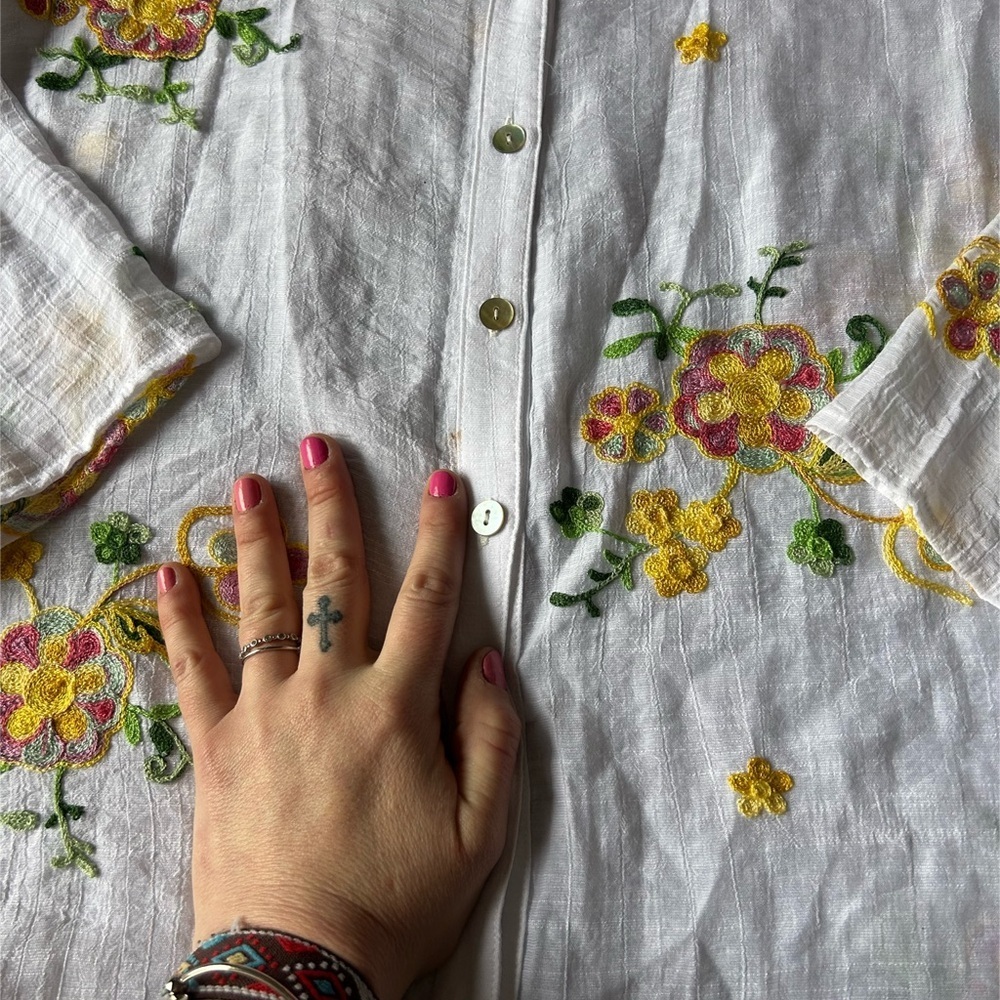 White and yellow Floral Embroidered Women's button up Top - Picture 4 of 4